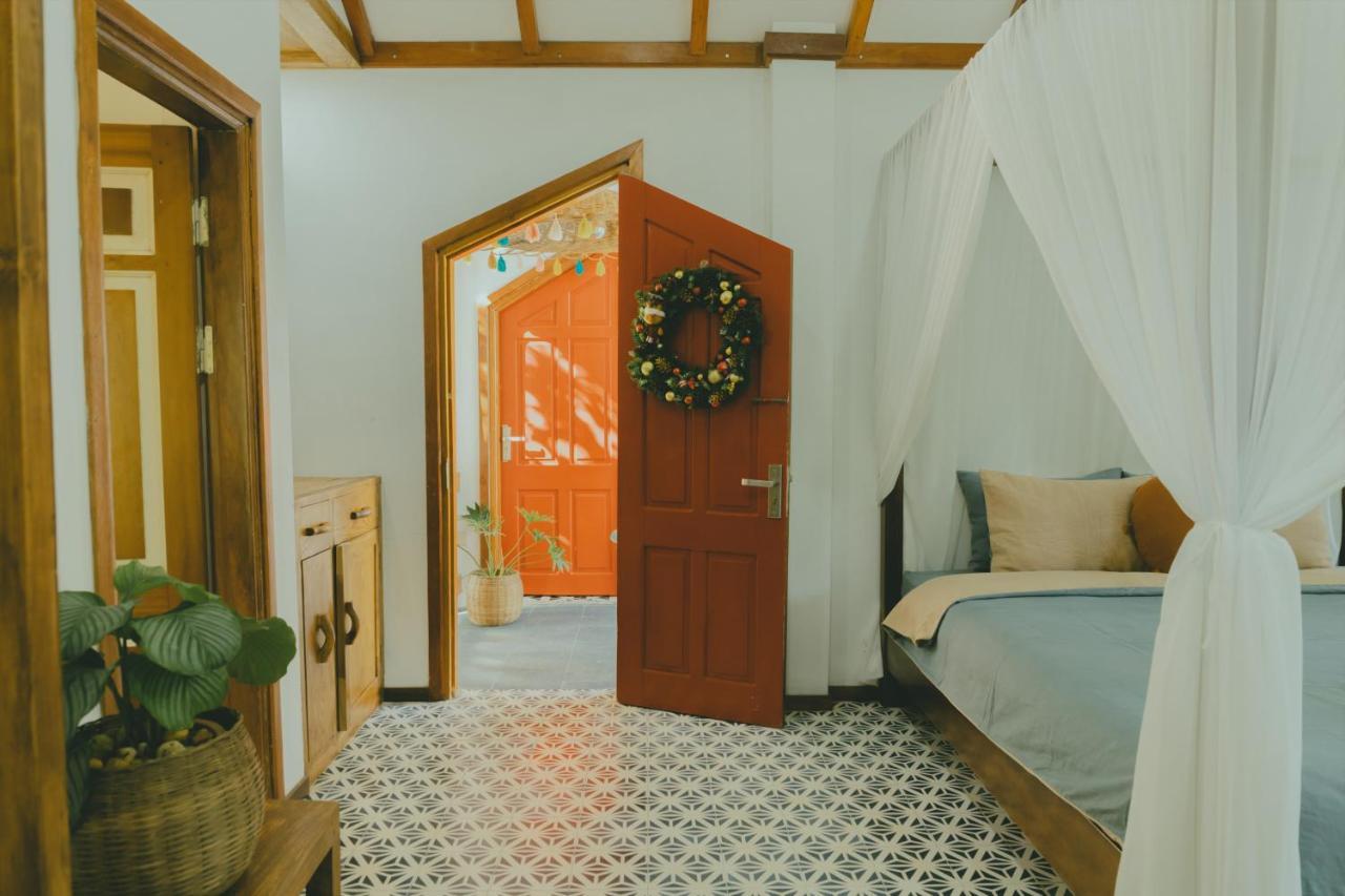 The Wooden Gate Hotel Xuan Son ภายนอก รูปภาพ